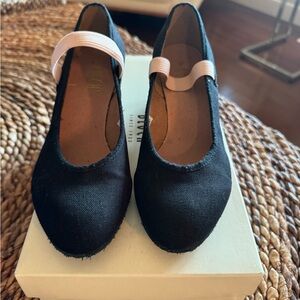 Bloch Character Shoes for Dance/Ballet